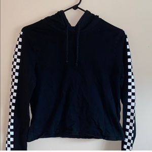 checkered sleeve cropped hoodie